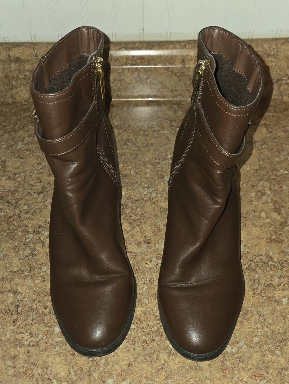 Bandolino Brown Leather Ankle Boots with Gold Zippers